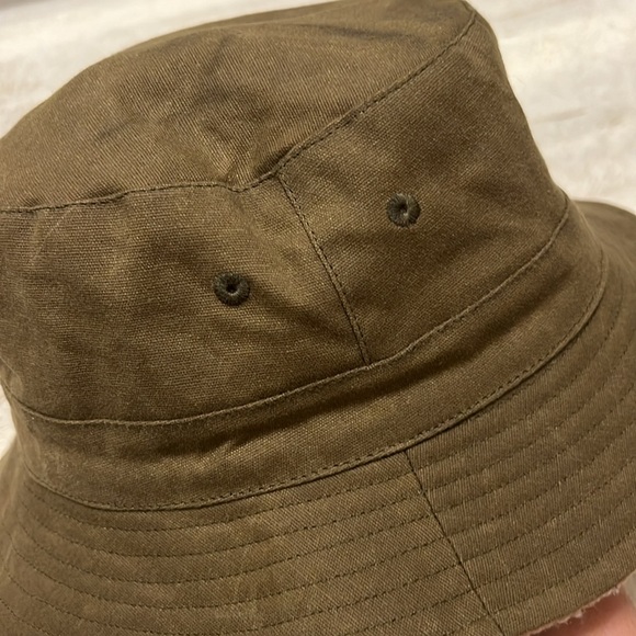 Cremieux Blue Label Reversible Sherpa Bucket Hat, NEW! - Picture 2 of 8